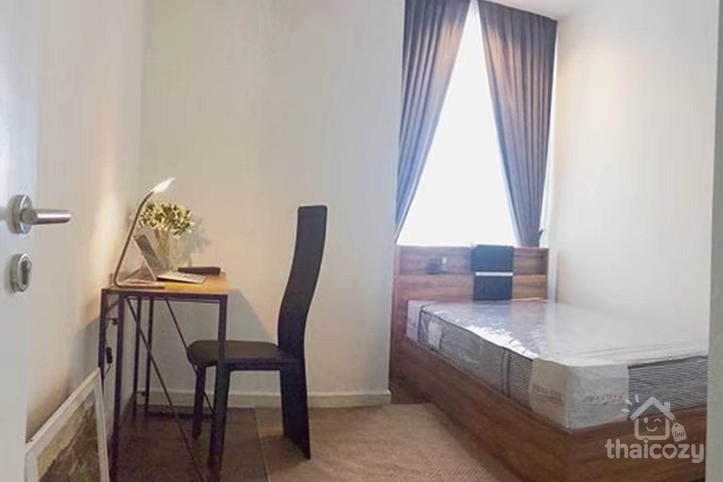 คอนโด 2 ห้องนอน ในสาทร photo 1
