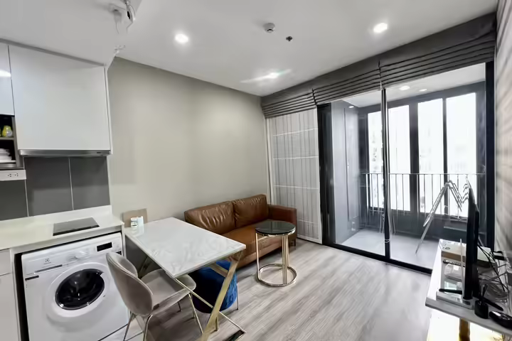 ขายคอนโด Ideo Mobi Asoke ชั้น 22 ใกล้ MRT เพชรบุรี