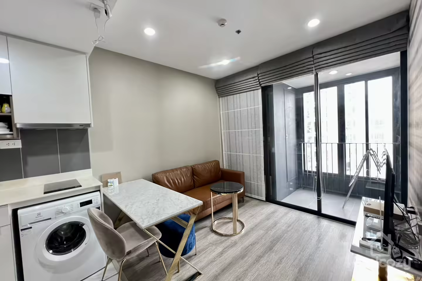ขายคอนโด Ideo Mobi Asoke ชั้น 22 ใกล้ MRT เพชรบุรี photo 1