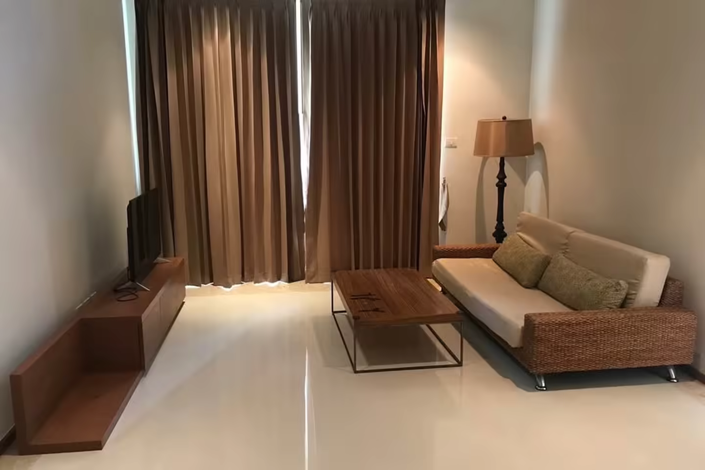 The Empire Place 65 ตร.ม. ชั้นสูง วิวแม่น้ํา photo 1