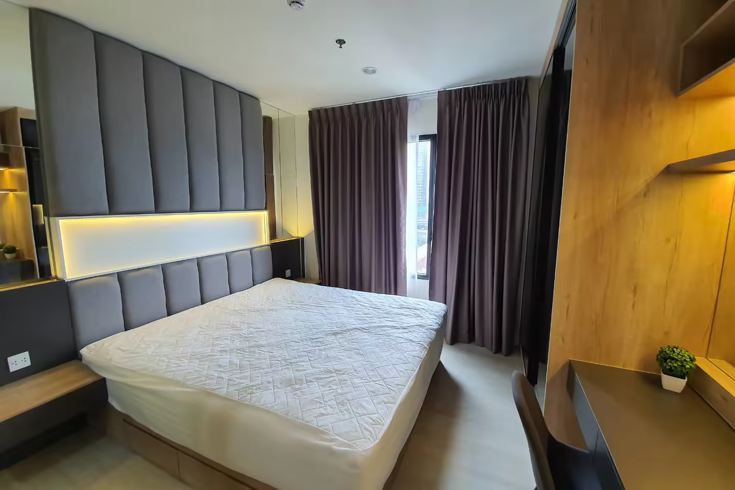 Life Asoke Condo près MRT Phetchaburi photo 1