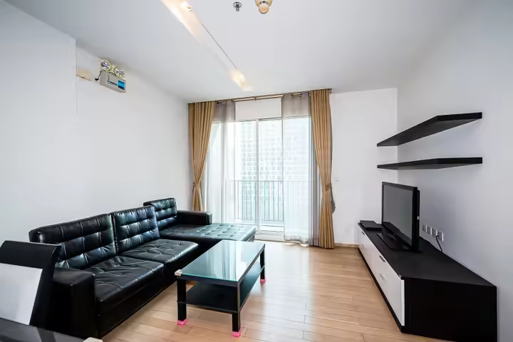 Siri at Sukhumvit 1BR Near BTS Thong Lo