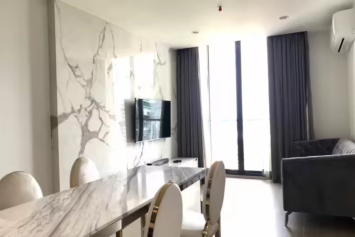 Noble Recole 2BR Condo Near BTS Asok