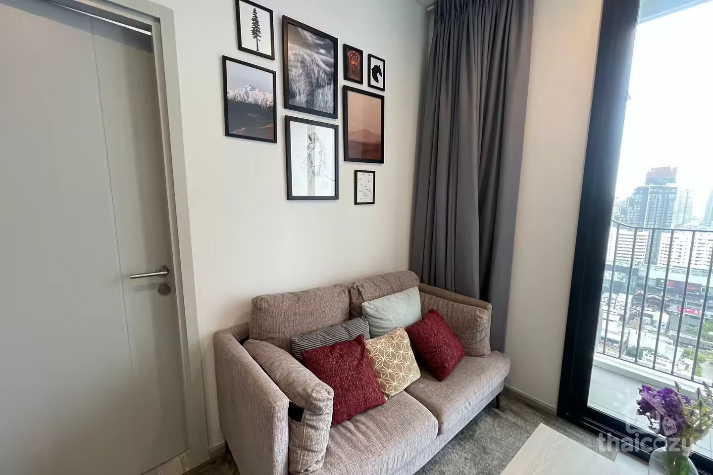 XT Ekkamai 1BR Condo, 30.25 Sq.m., 28th Floor photo 1