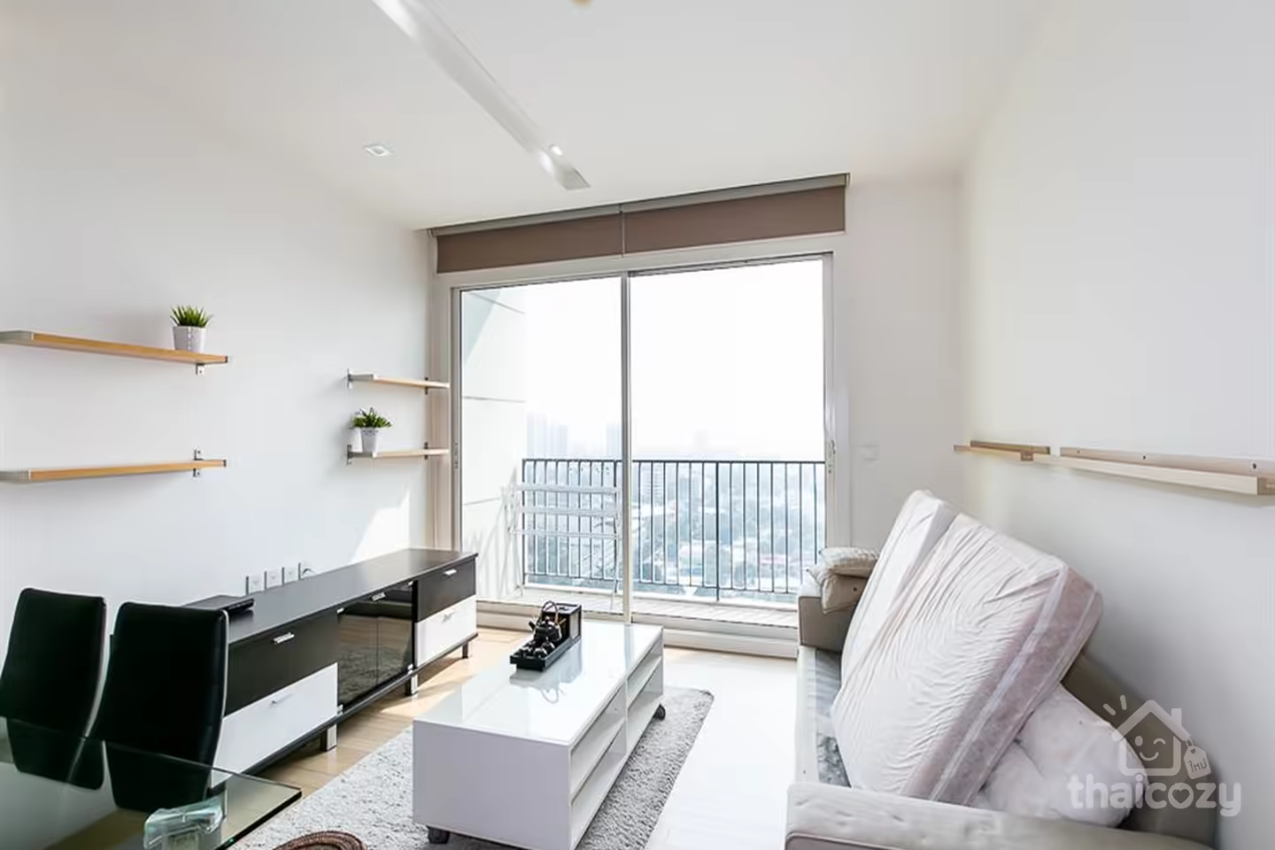 South-Facing One Bedroom at Siri Sukhumvit photo 1