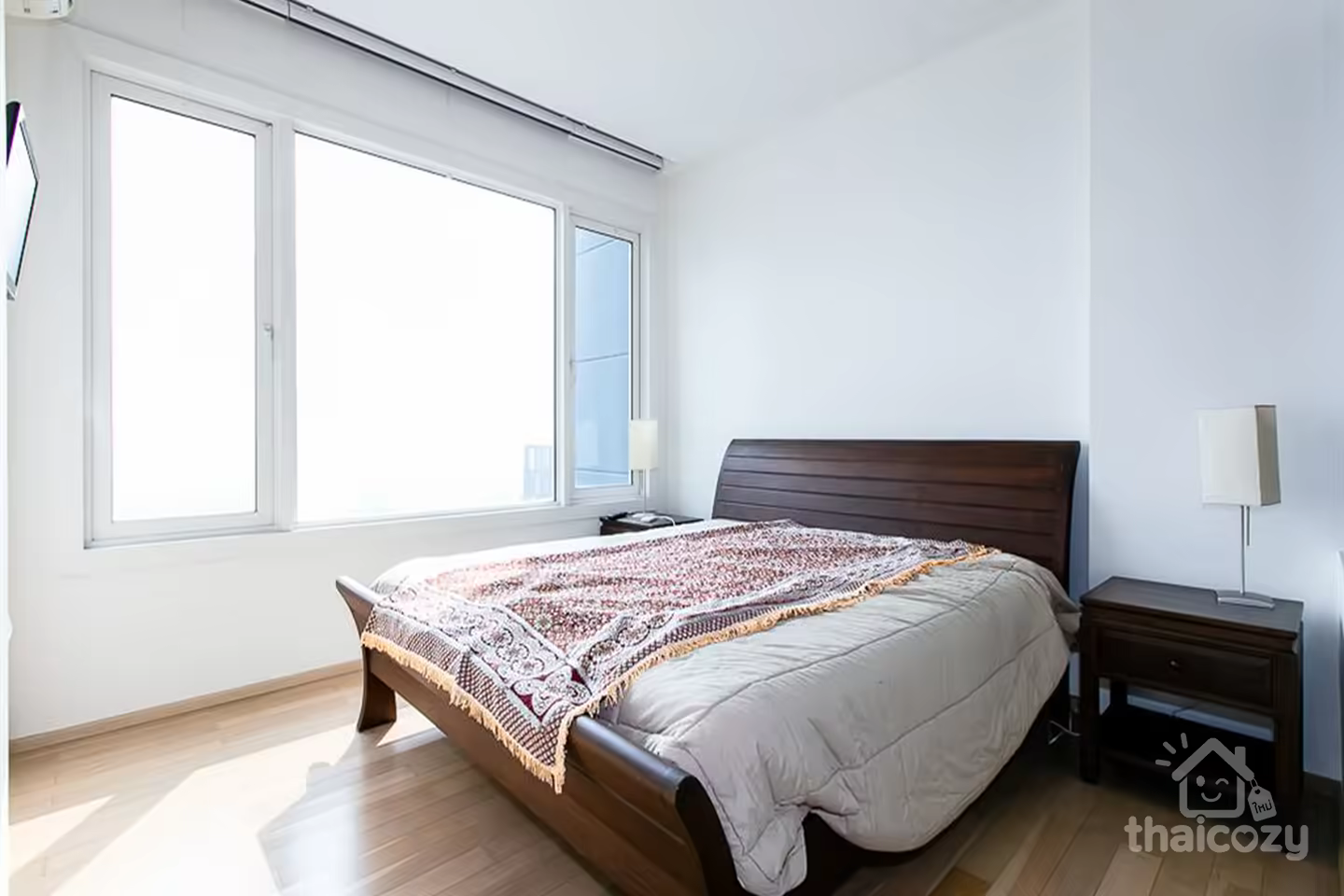 South-Facing One Bedroom at Siri Sukhumvit photo 2