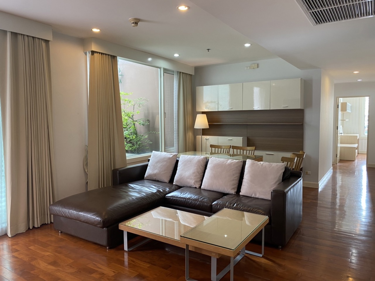Appartement 2 chambres près de BTS Phrom Phong photo 1