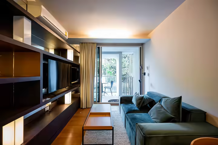 Via 31 Low-Rise Condo Near Phrom Phong