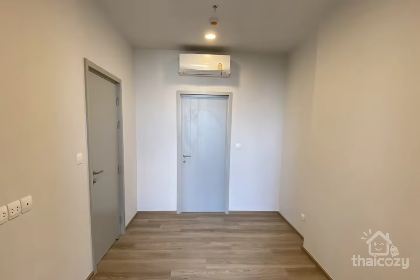 Oka HAUS 1-Bed Condo in Khlong Tan photo 1