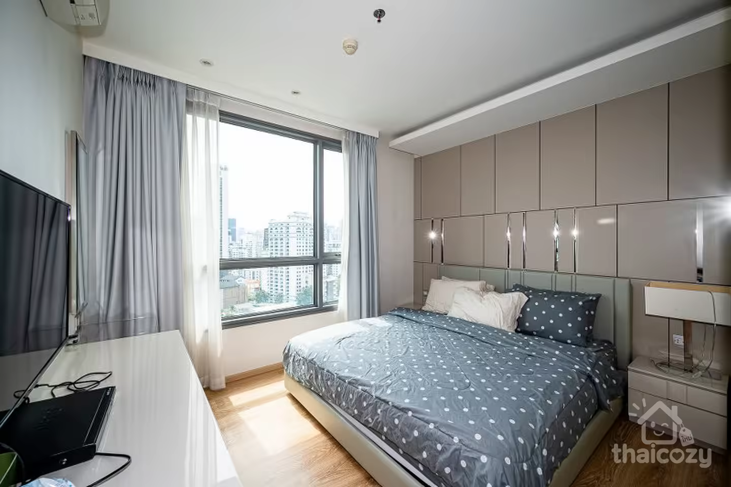 H สุขุมวิท 43 – คอนโด 2 ห้องนอน ใกล้พร้อมพงษ์ photo 1