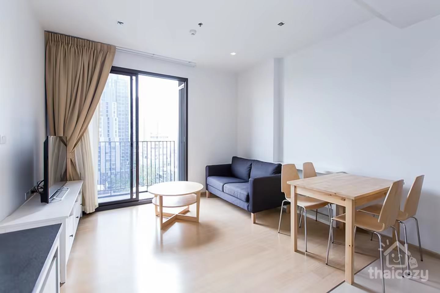 HQ Thonglor Condo by Sansiri photo 1