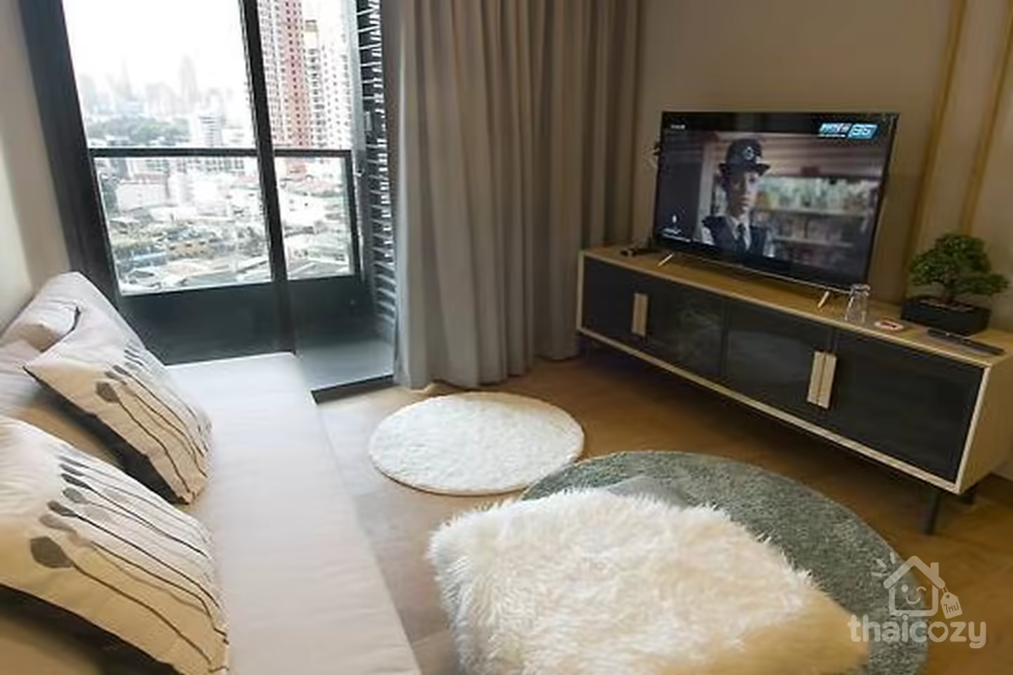 The Lumpini 24, great modern and luxury style condo. photo 1