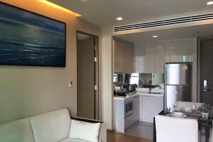 คอนโดหรู 2 ห้องนอน เดอะ แอดเดรส สาทร