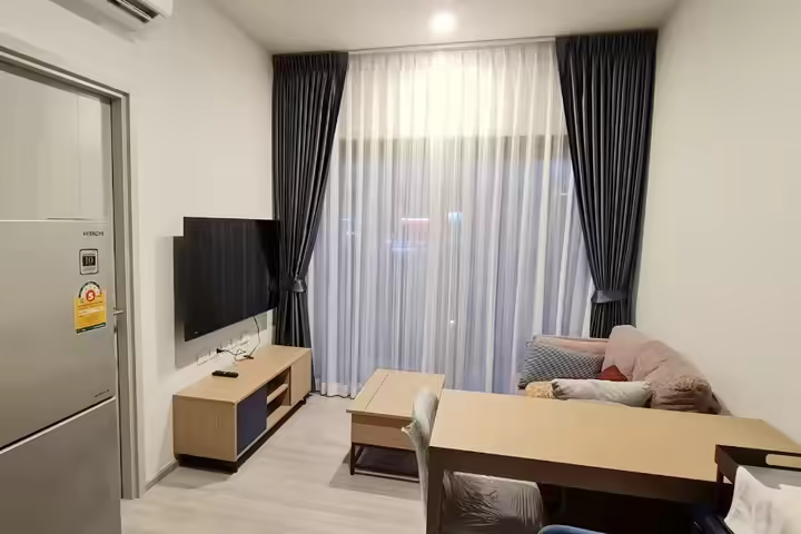 XT Ekkamai Condo près de BTS Thong Lo