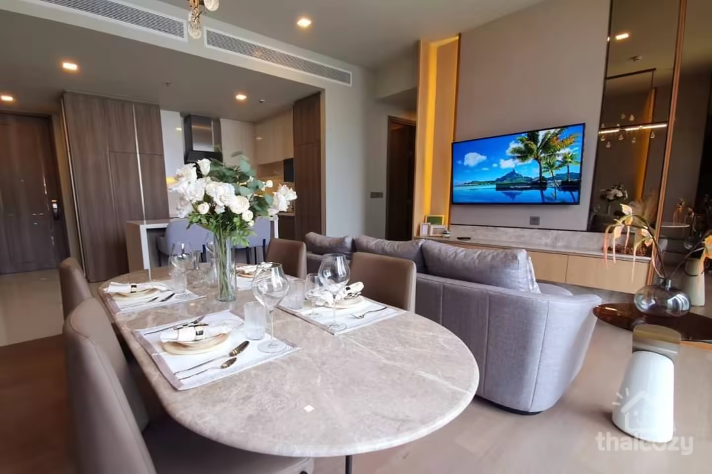 Celes Asoke 2BR 86m2 vue parc photo 2