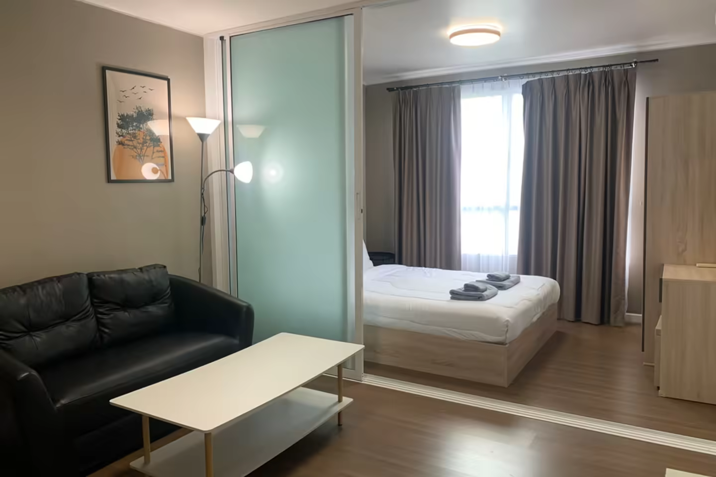 Dcondo Creek Top Floor Studio for Rent photo 1