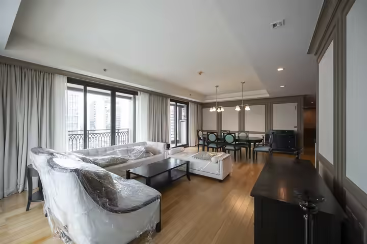 Prive by Sansiri – 3BR Luxe Condo Lumphini