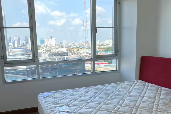 Condo 1 chambre Sukhumvit Plus près BTS Phra Khanong