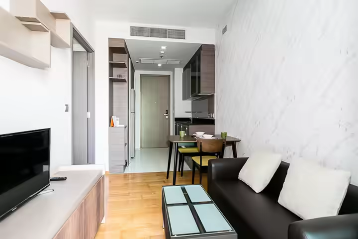 Кондо у BTS Тхонгло от Sansiri, 34.5 кв.м