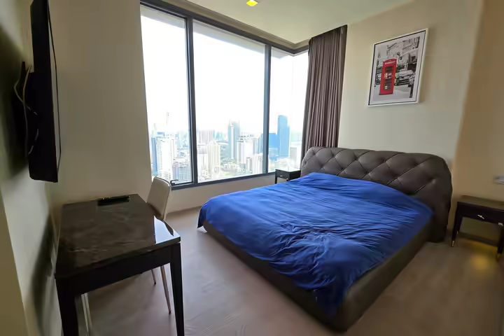 ให้เช่า คอนโดหรู The Esse Asoke