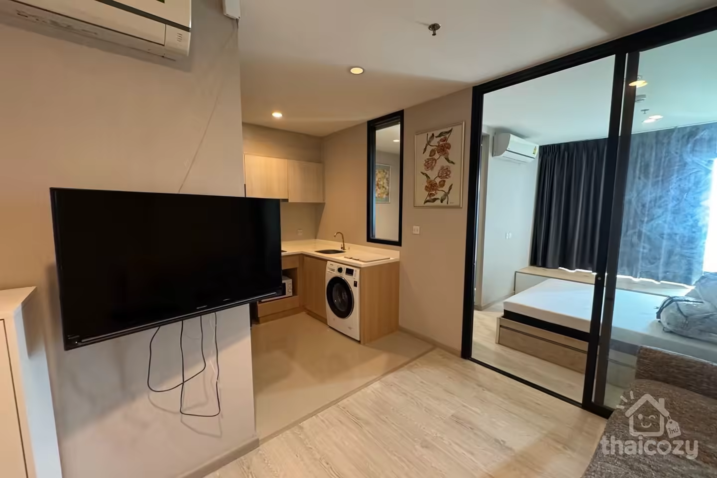 Life Asoke Condo, 35 m2, près BTS Makkasan photo 1