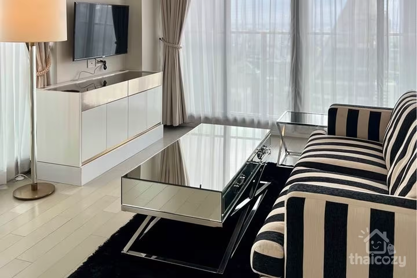 นoble Ploenchit Penthouse Duplex 3BR photo 1