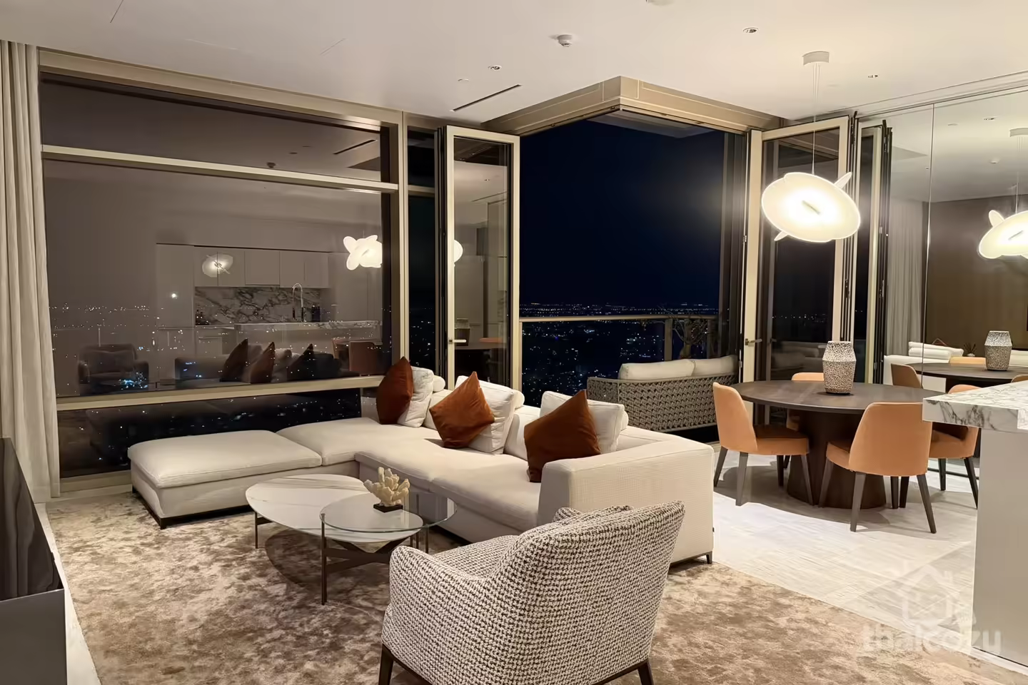 Four Seasons Residences Luxury 73F Chao Phraya photo 1