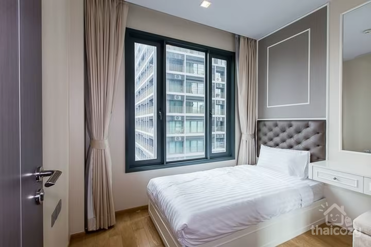 Keyne by Sansiri 2BR Near Thong Lo BTS photo 2
