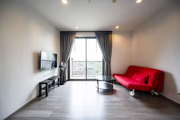 Nye by Sansiri River View Condo Near BTS