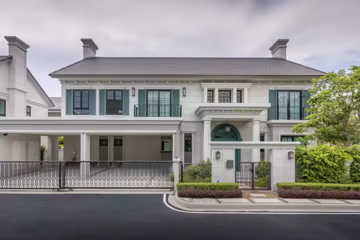 Narinsiri Krungthep Kreetha Luxury 5BR