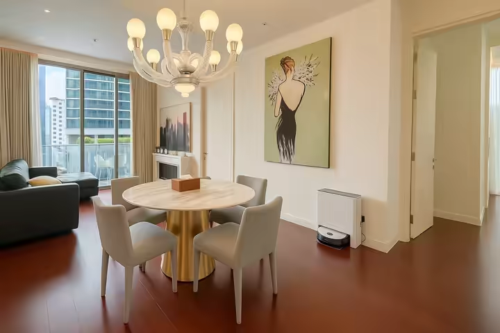 Khun by Yoo Life Mid Thonglor Vue Ville Condo