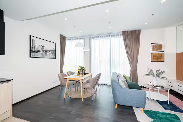 Edge Sukhumvit 23 – 2BR Condo Near BTS Asoke