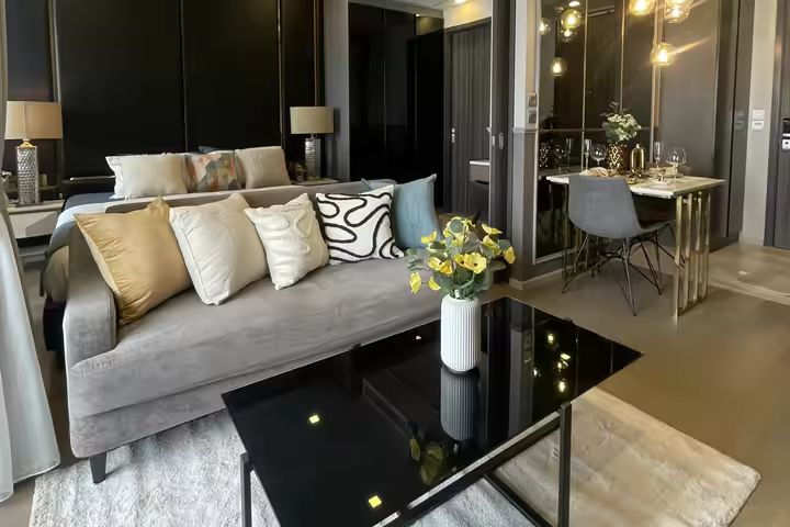 Ashton Asoke 1BR, 35m2 Near BTS Asoke