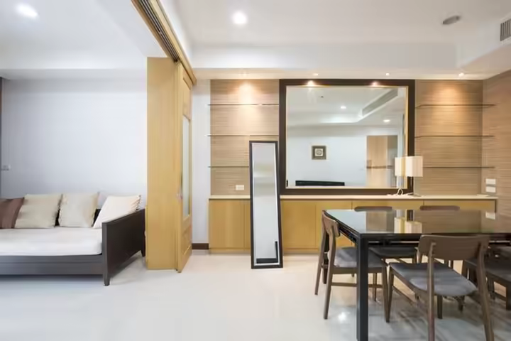 Luxury condominium with beautiful room for rent
