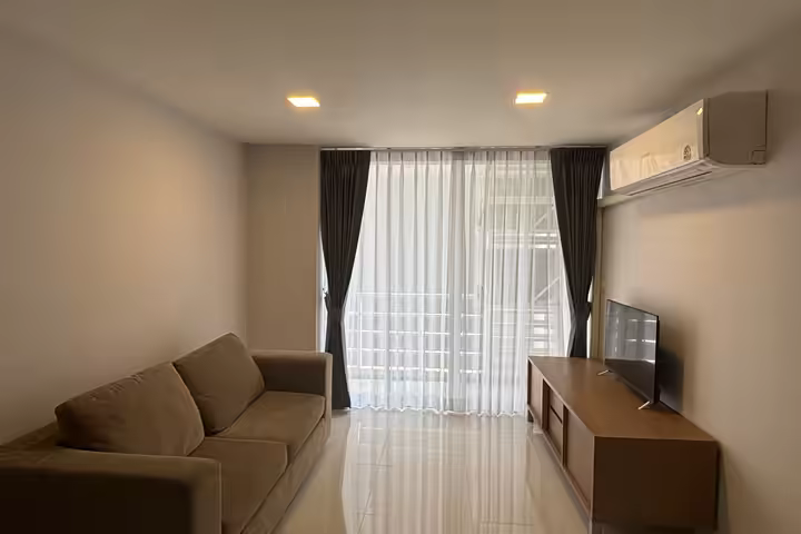The Alcove 49 Condo Near BTS Phrom Phong