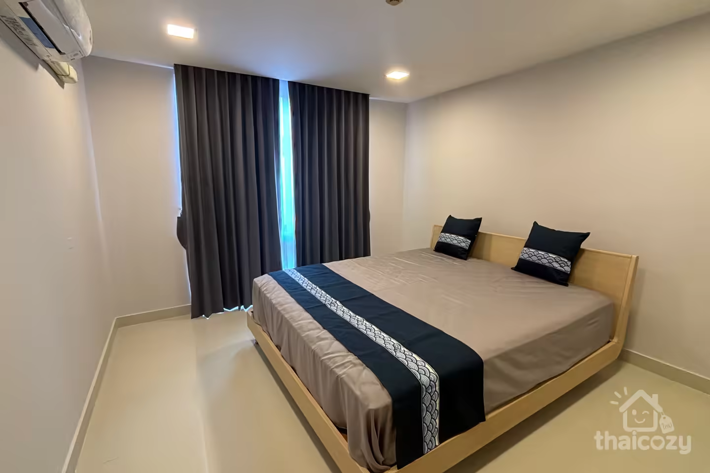 The Alcove 49 Condo Near BTS Phrom Phong photo 2