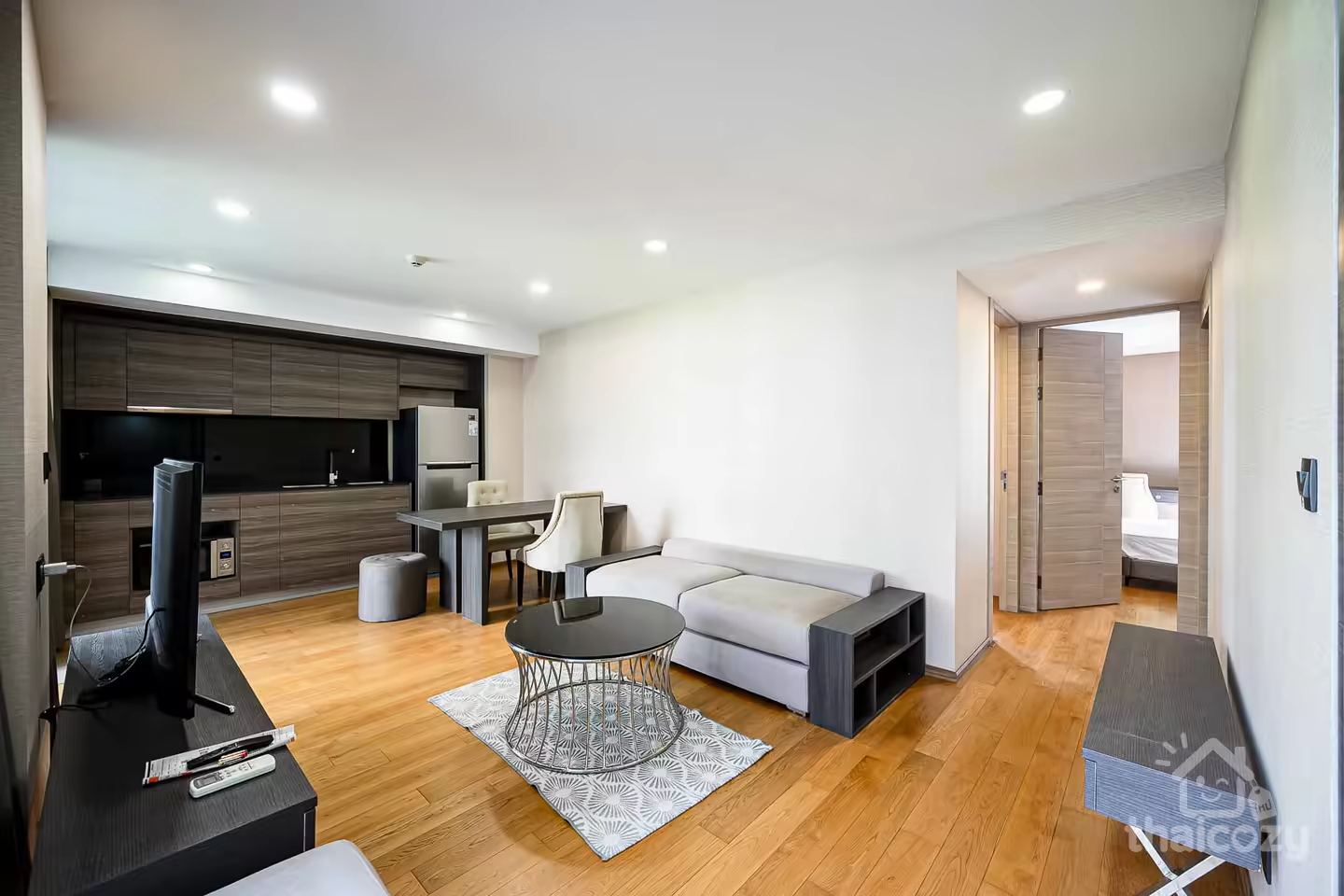 Klass Langsuan 2BR Near BTS Chidlom photo 1