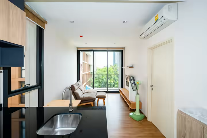 Hasu Haus 1BR Condo Near BTS On Nut