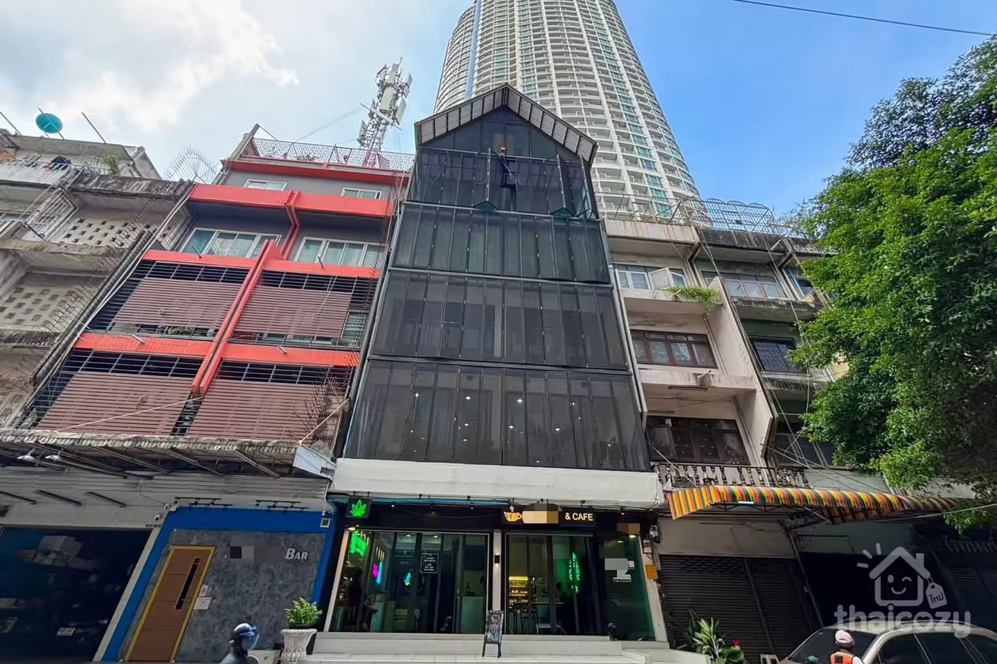 Cafe & Cannabis Shop 115 sqm Sukhumvit photo 1