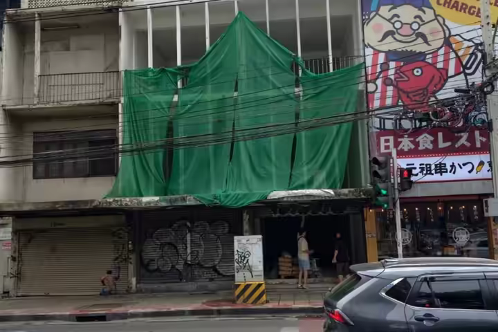 2-Unit Commercial Building for Rent Thong Lo