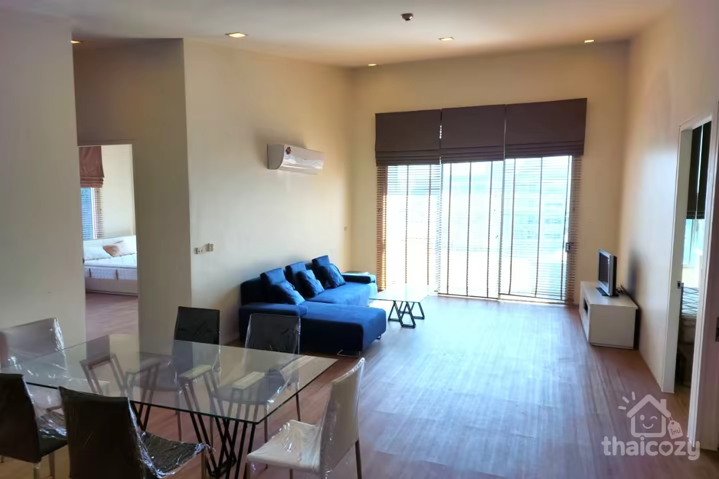 Villa Rachakhru 2BR Condo Near BTS Sanam Pao photo 1