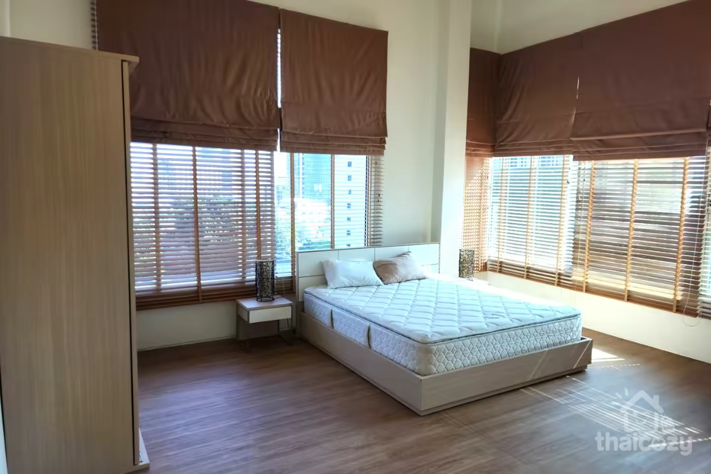Villa Rachakhru 2BR Condo Near BTS Sanam Pao photo 2