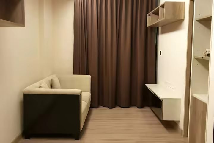 The Unique Sukhumvit 62/1 , great location only 750 m. from BTS Bangchak