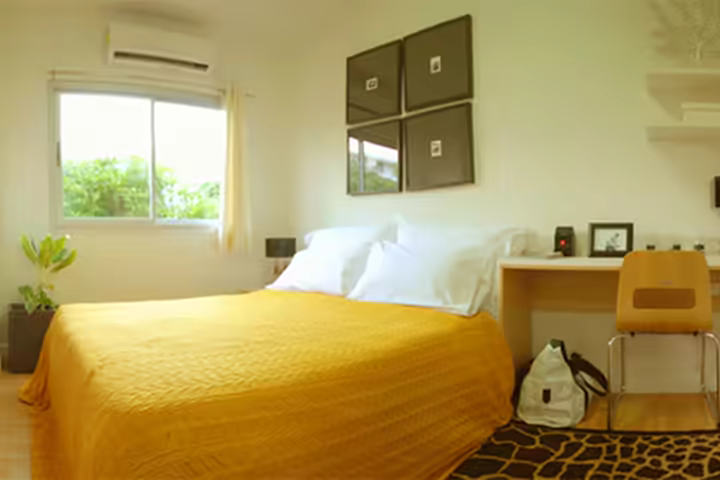 Shady condo+laundry near BTS Wongwienyai