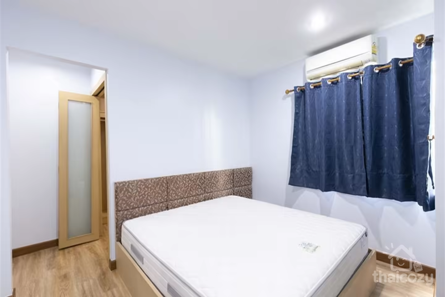 The Next Sukhumvit 52 Fully Furnished Condo photo 2