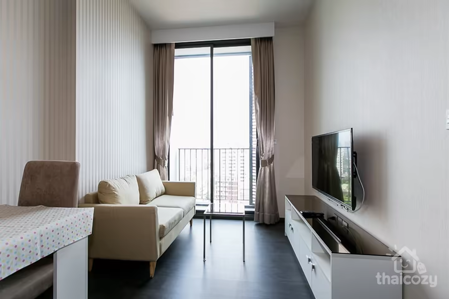 Edge Sukhumvit 23 – Quality 1BR Condo photo 1