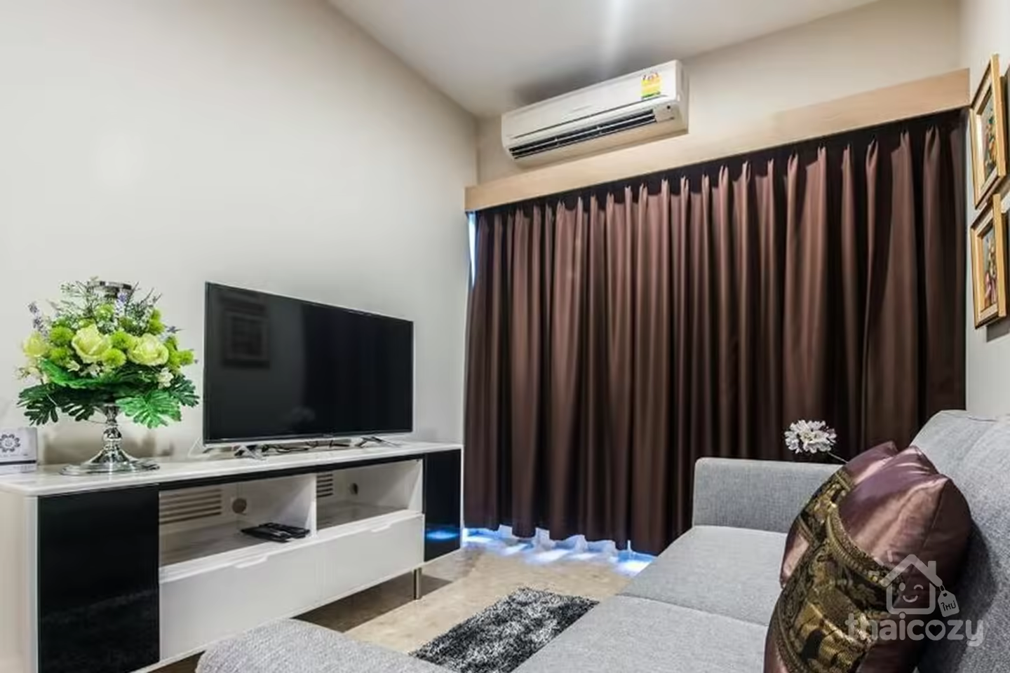 Super luxury condo next to BTS Thong Lo photo 1