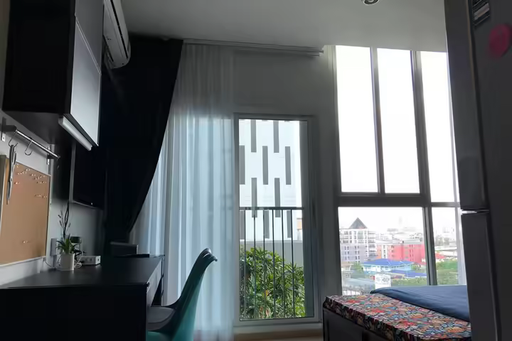 Noble Revolve Ratchada Studio, Huai Khwang