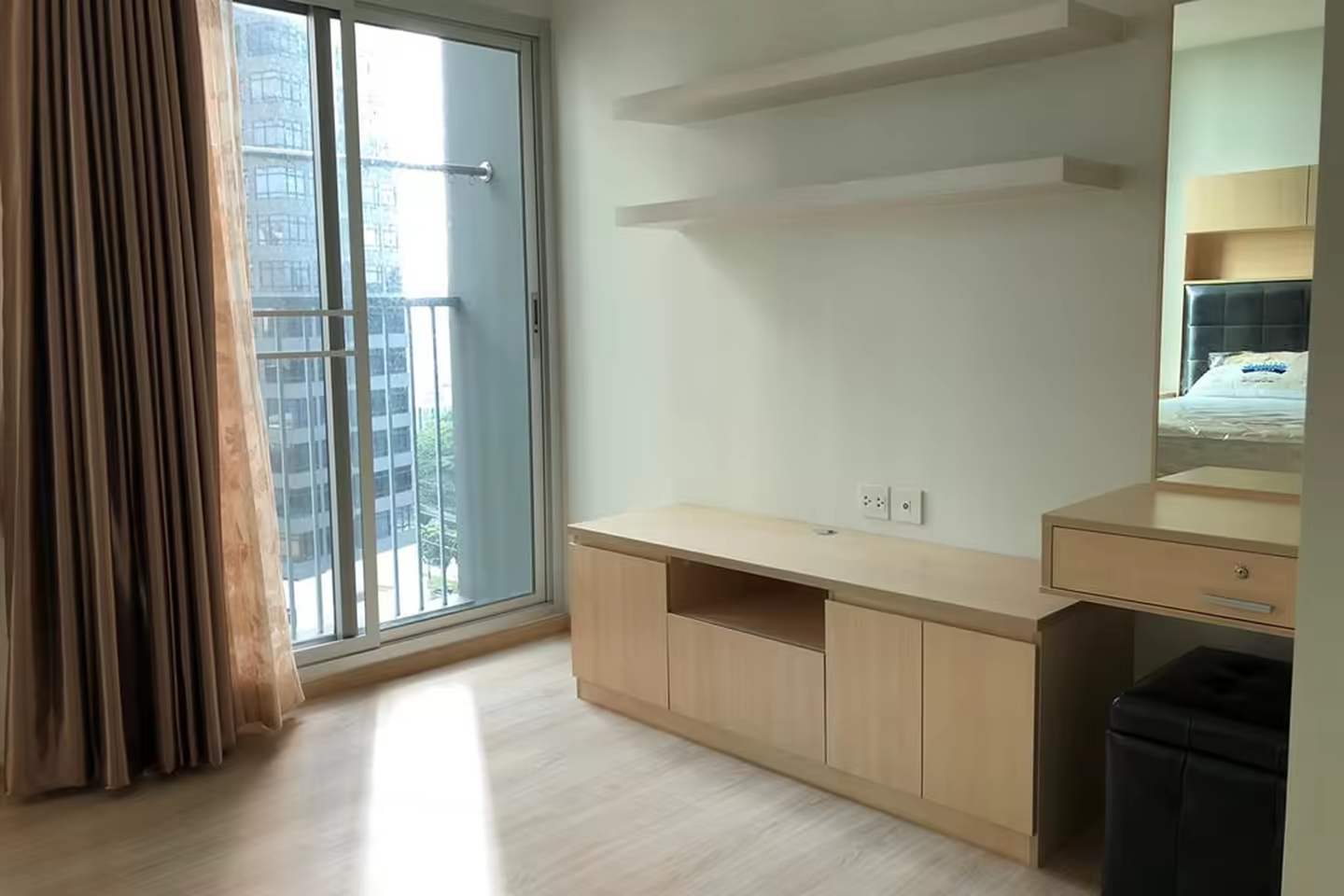Noble Revolve Ratchada 2BR Condo for Sale photo 1