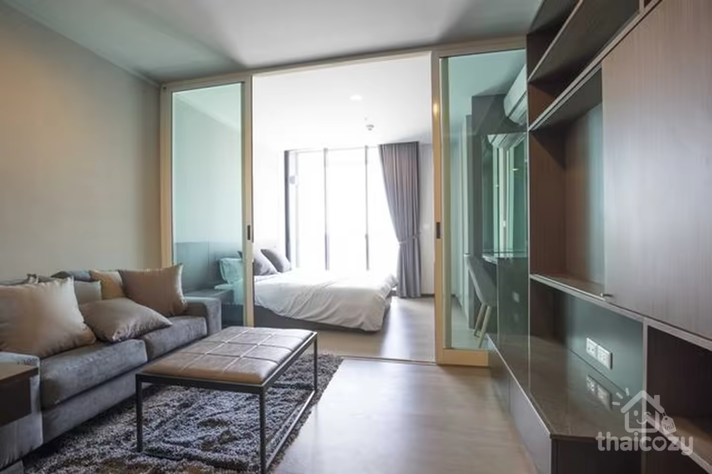 Condo near MRT RAMA 9 with great facilities photo 1